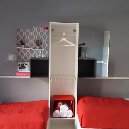 Pensión Durban 3*